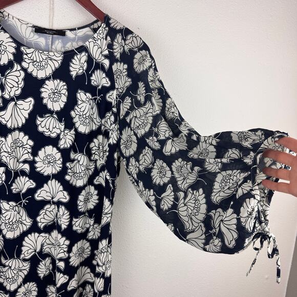 Max Mara Jersey Dress with Silk Sleeves - Picture 4 of 10